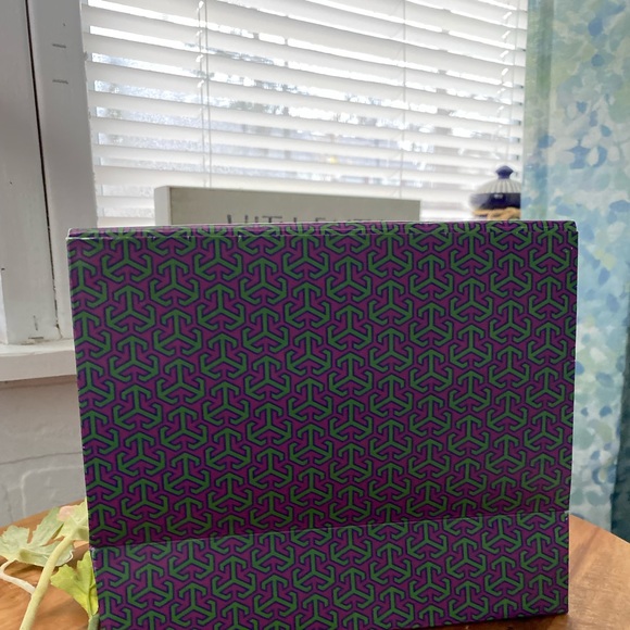 Tory Burch Gift Bag - Picture 6 of 6